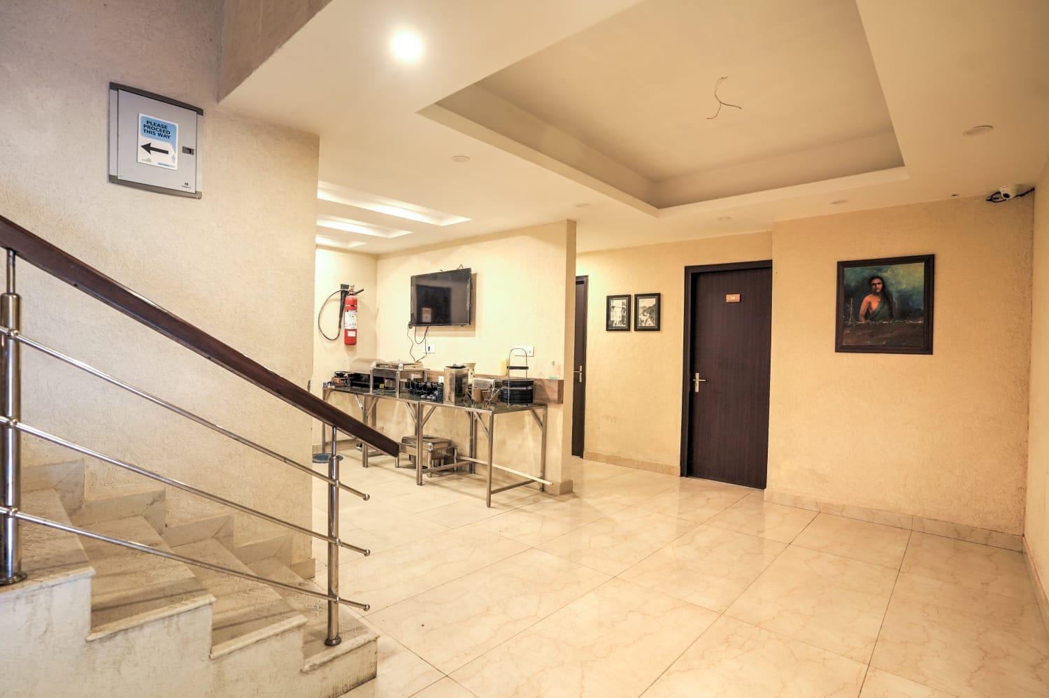 The Bunkk Inn Hotel & Restaurant Mussoorie Exterior photo